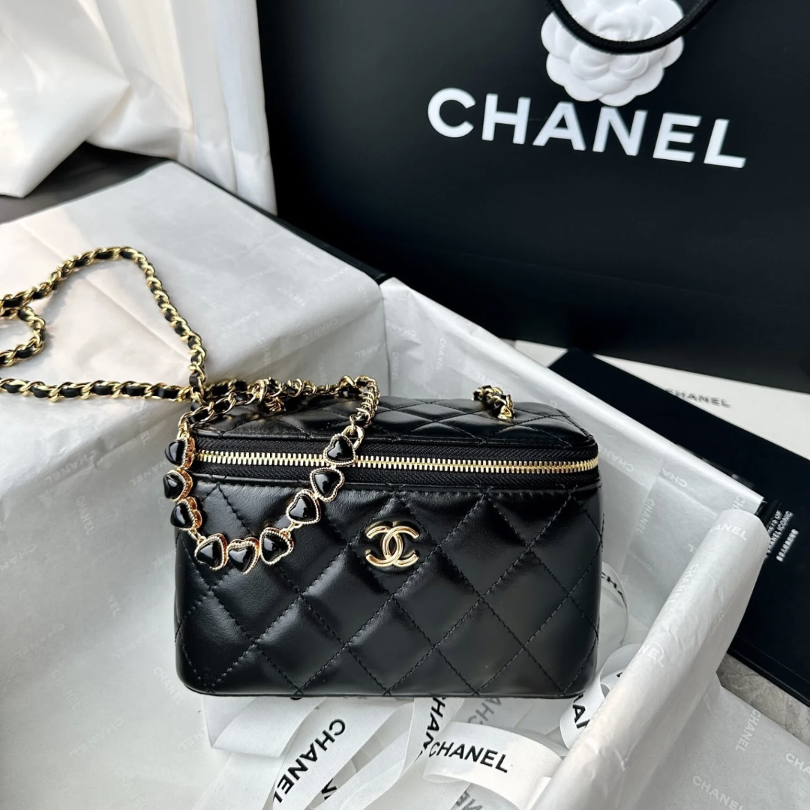 99新 Chanel/香奈儿 多多奢品/香奈儿24s珐琅扣爱心盒子包/98新