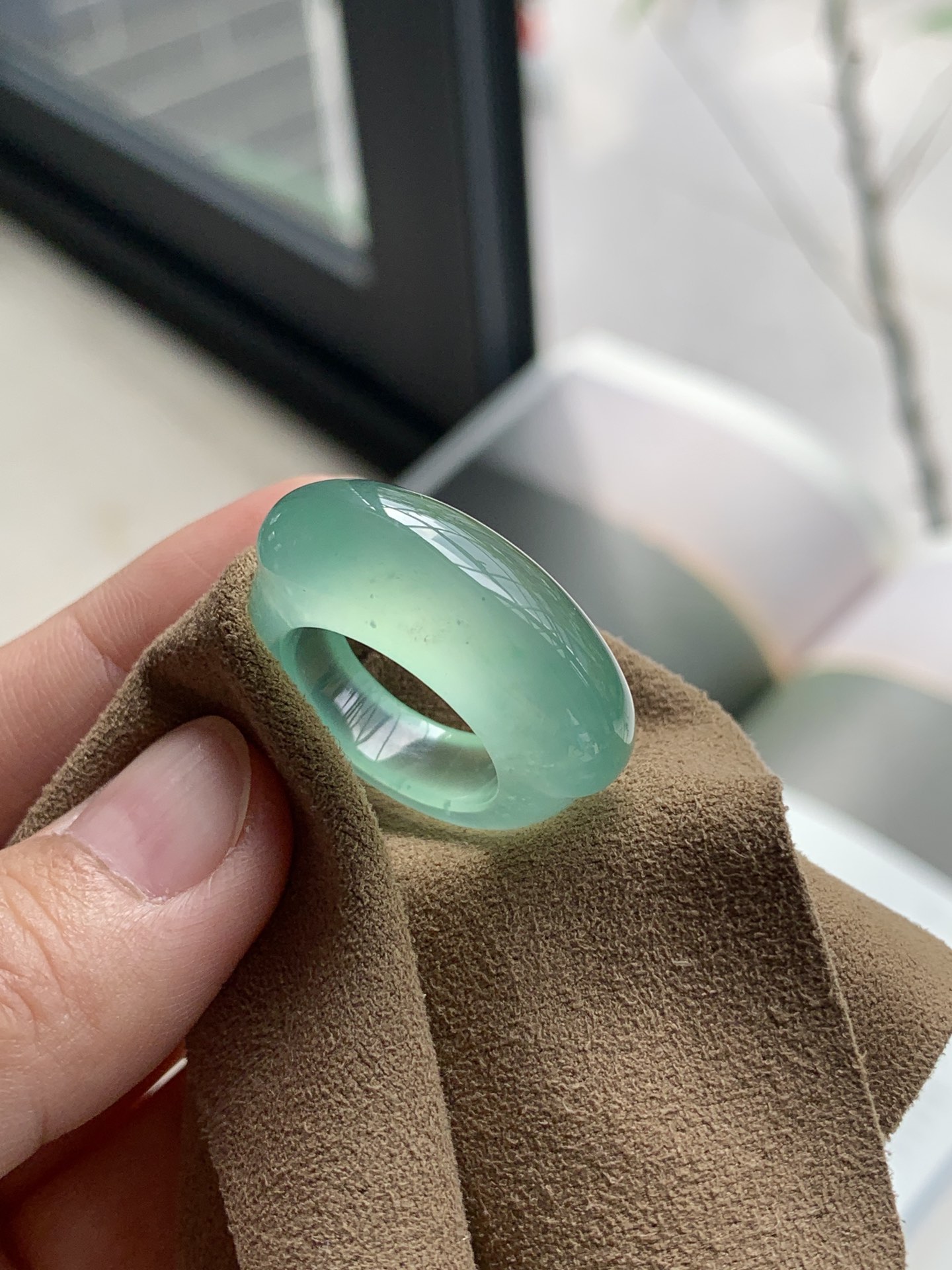 佳佳翡翠 天然缅甸A货翡翠薄荷甜绿马鞍戒圈