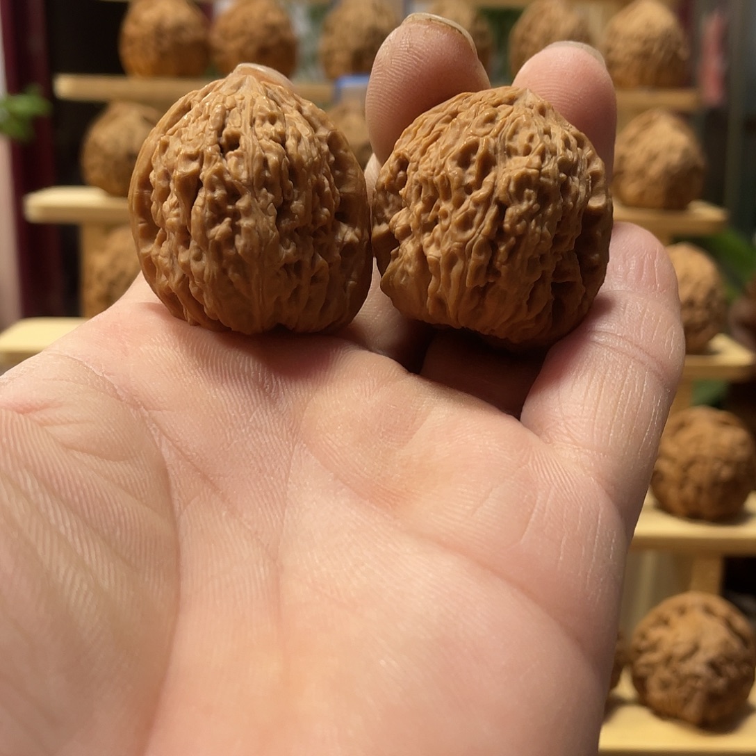 洒***脱吊坠文玩核桃文玩核桃南将石