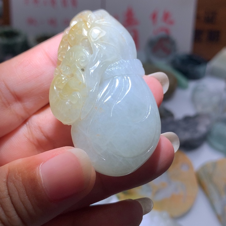 翡翠未镶嵌颈饰保真天然A货翡翠