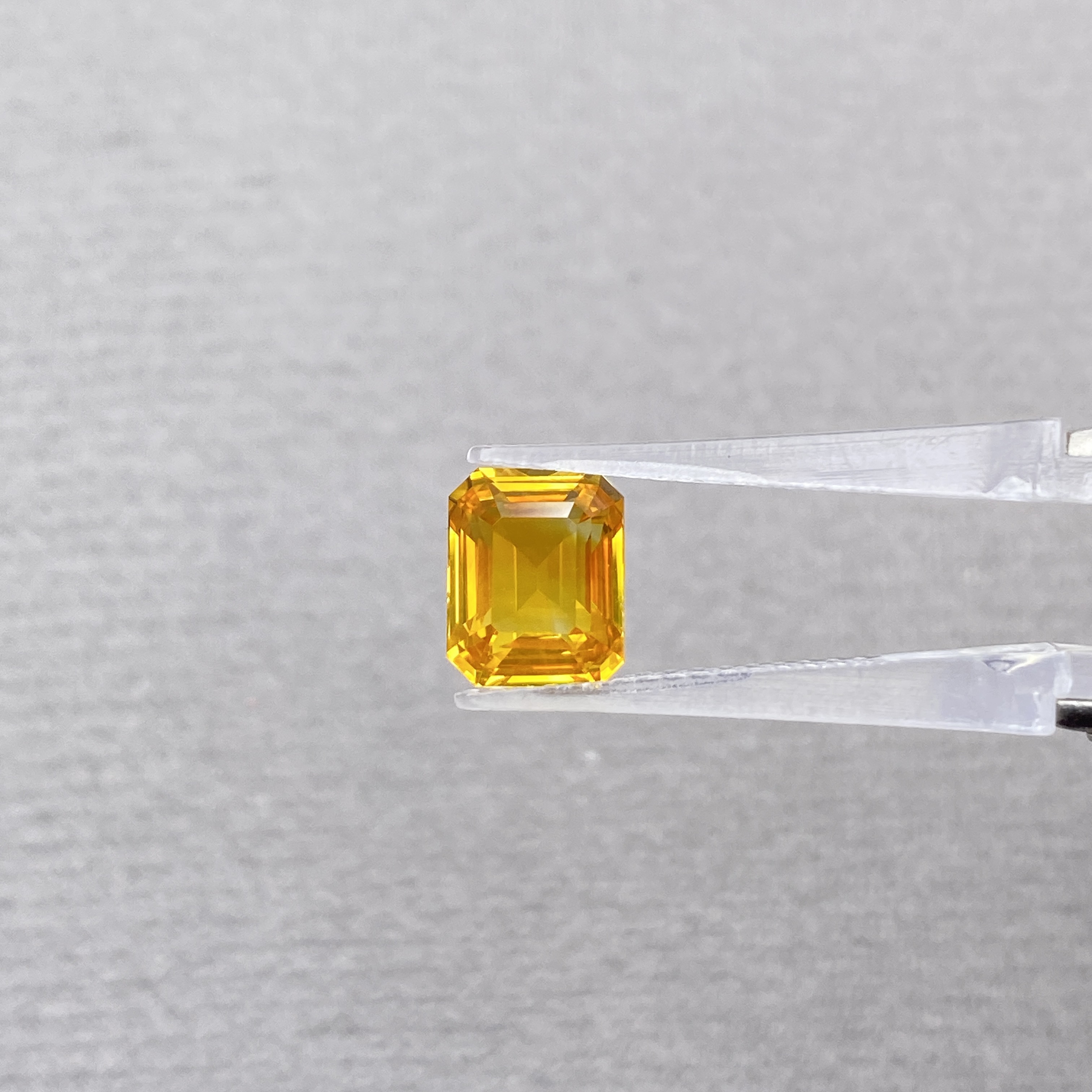 YSS 蓝宝石-4.07ct（01228260）1125