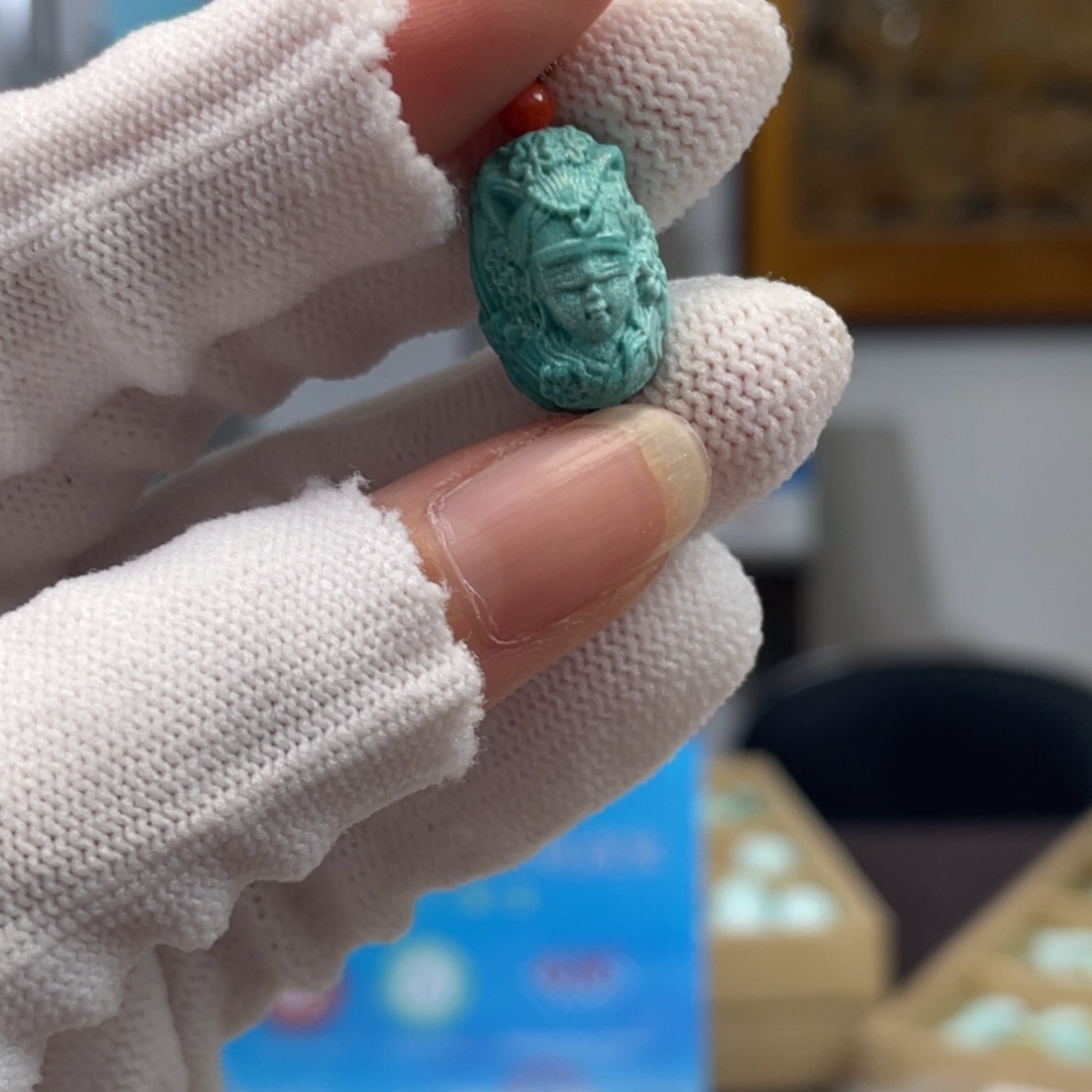 绿松石未镶嵌挂件