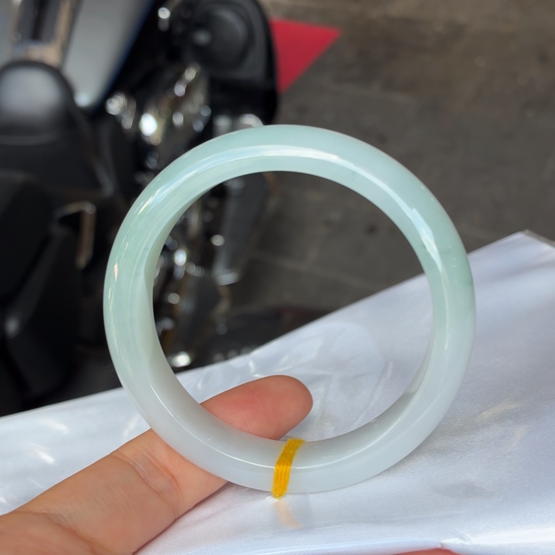 未镶嵌手镯翡翠天然缅甸翡翠手镯