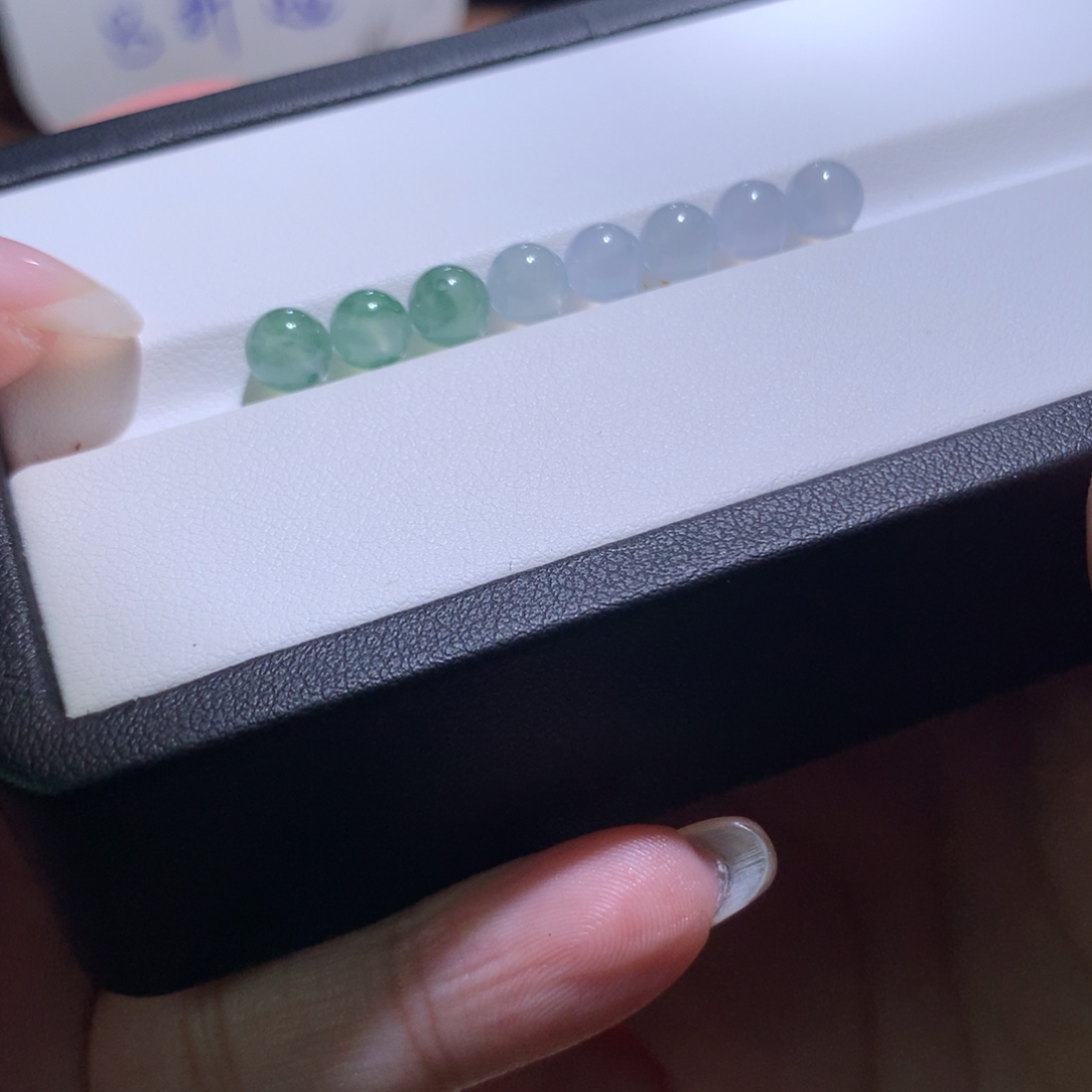 散珠翡翠上新卡6.发其一