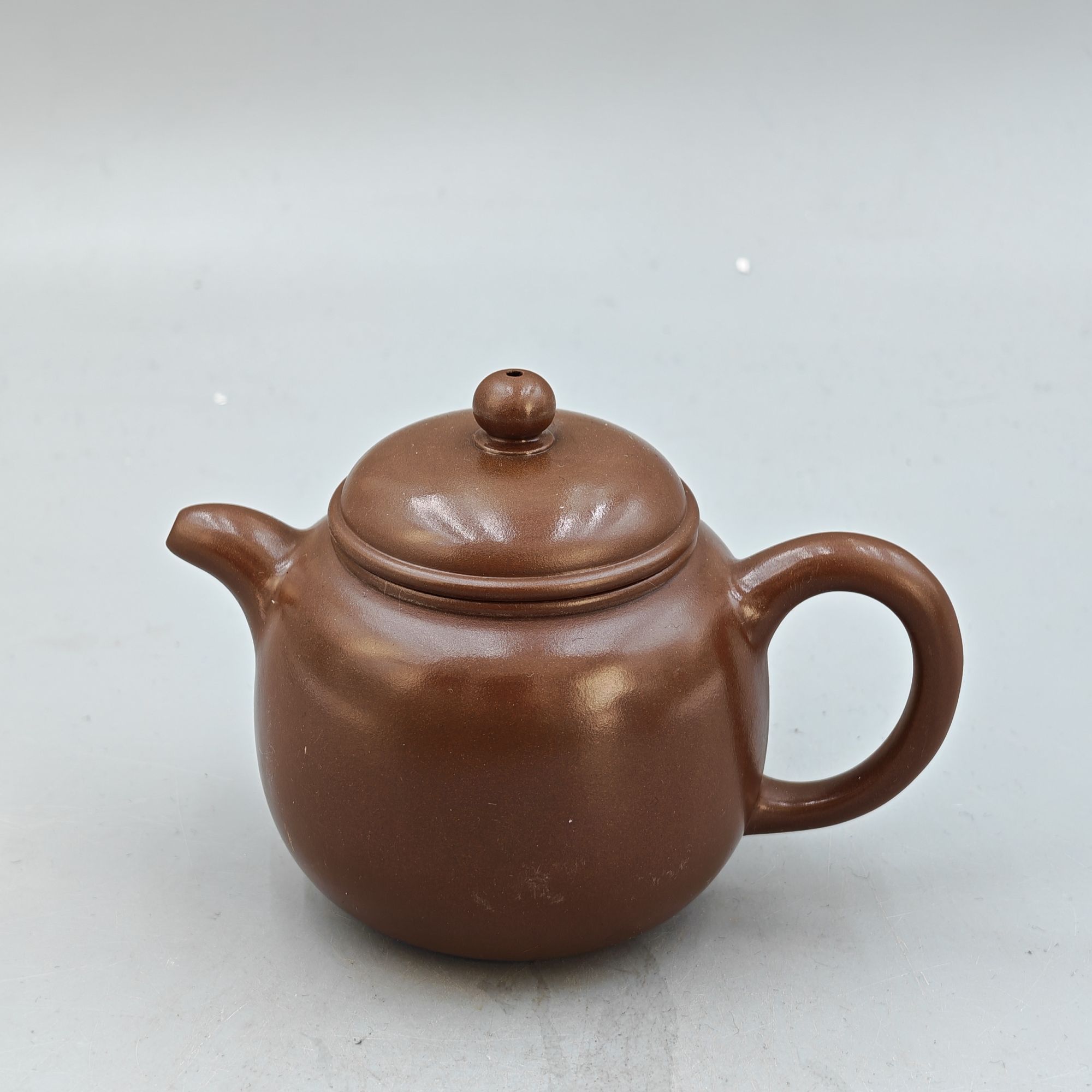 顾洪方-匏尊 景舟手磨紫泥（顾景舟）350cc 紫砂茶壶