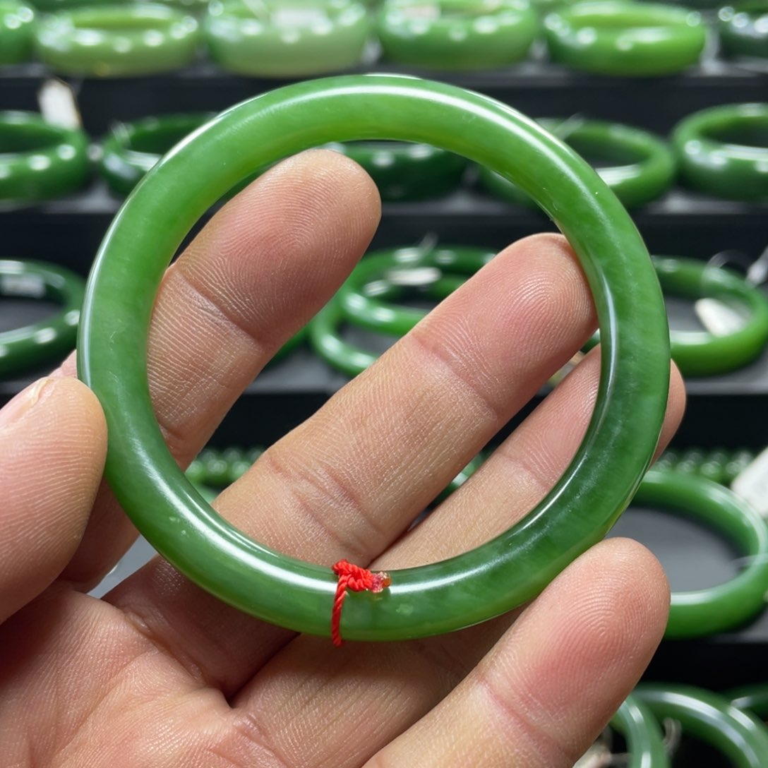 和田玉（碧玉）手镯未镶嵌