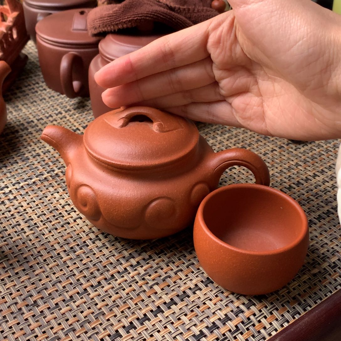 紫砂茶壶齊***?一壶两杯的价格