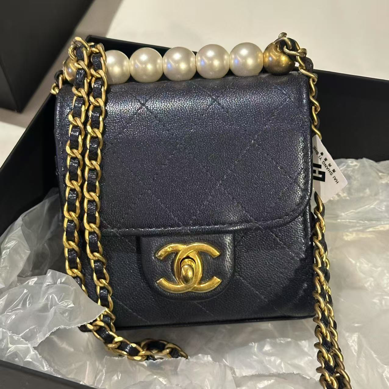 95新 Chanel/香奈儿 泡泡专属 香奈儿珍珠金扣斜挎包/98新包展