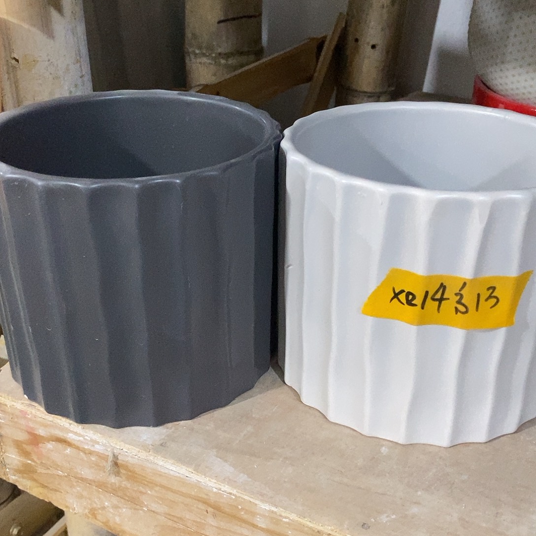 摆件陶陶盆有孔 瑕疵介意勿拍