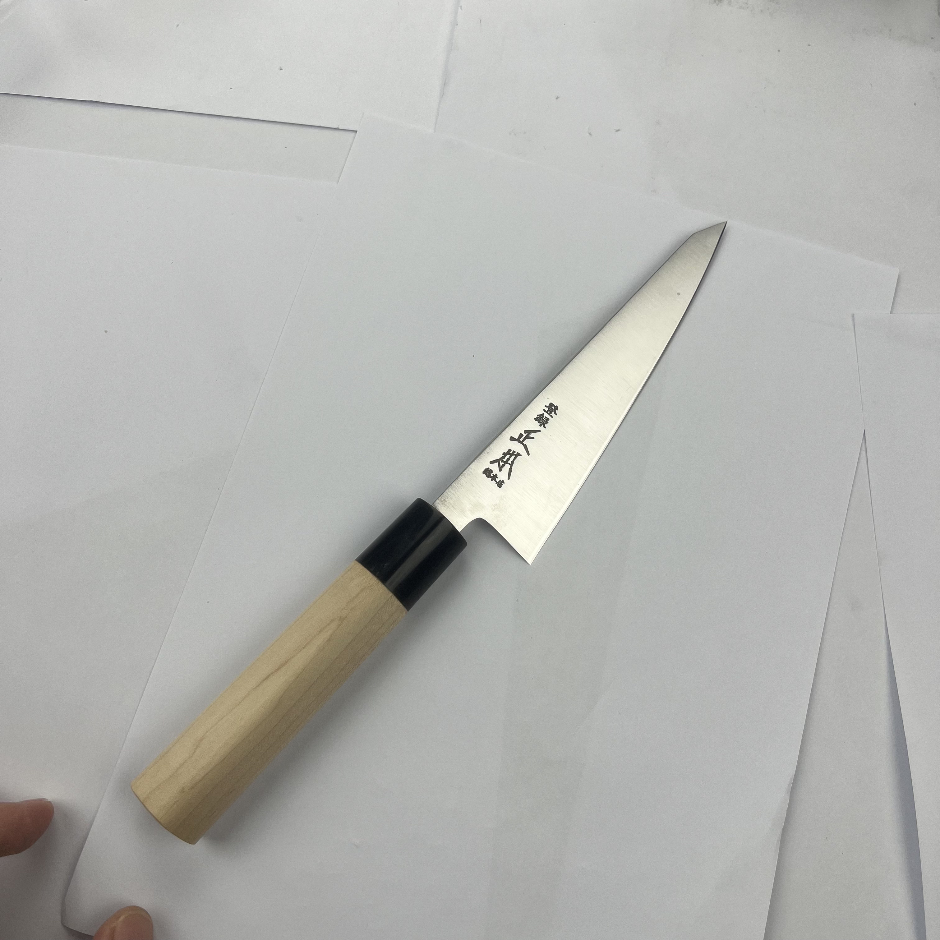 登录正本白纸钢刀背渐薄加刃口渐薄剔骨分割刀可当水果刀使用