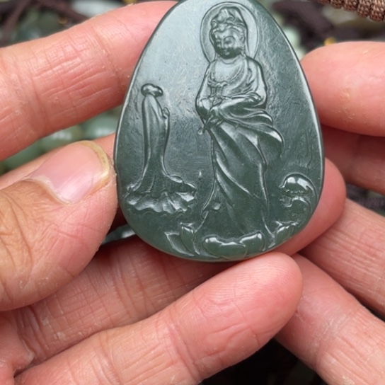 和田玉吊坠未镶嵌