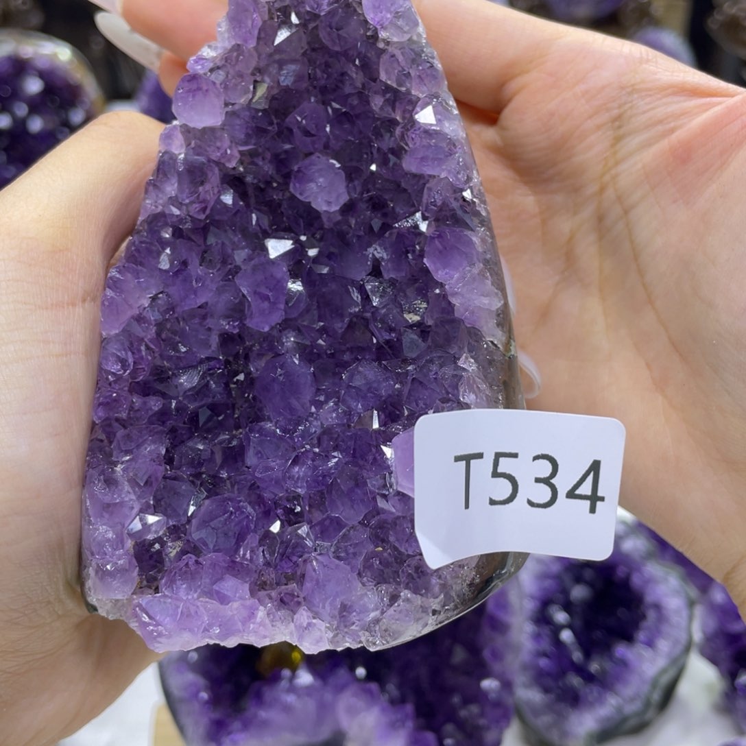乌拉圭紫水晶摆件T534