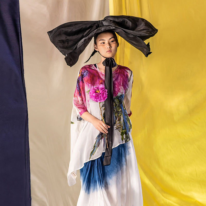 生活在左夏季印花复古V领宽松显瘦百搭中袖衬衫上衣女1922293