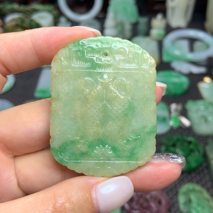 翡翠挂件未镶嵌清