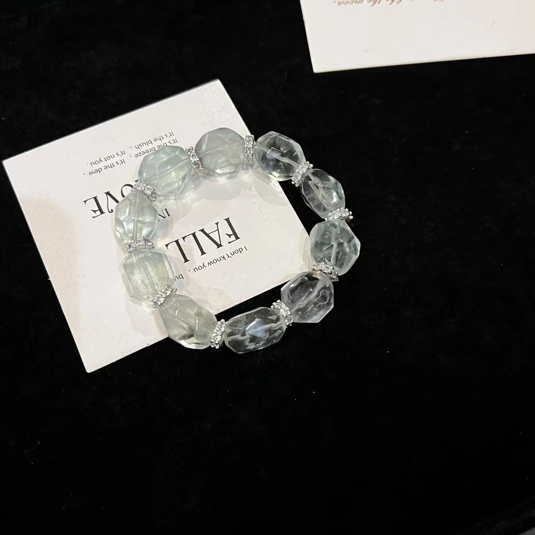 F512 14mm绿萤石随行设计款手串 多样性发一