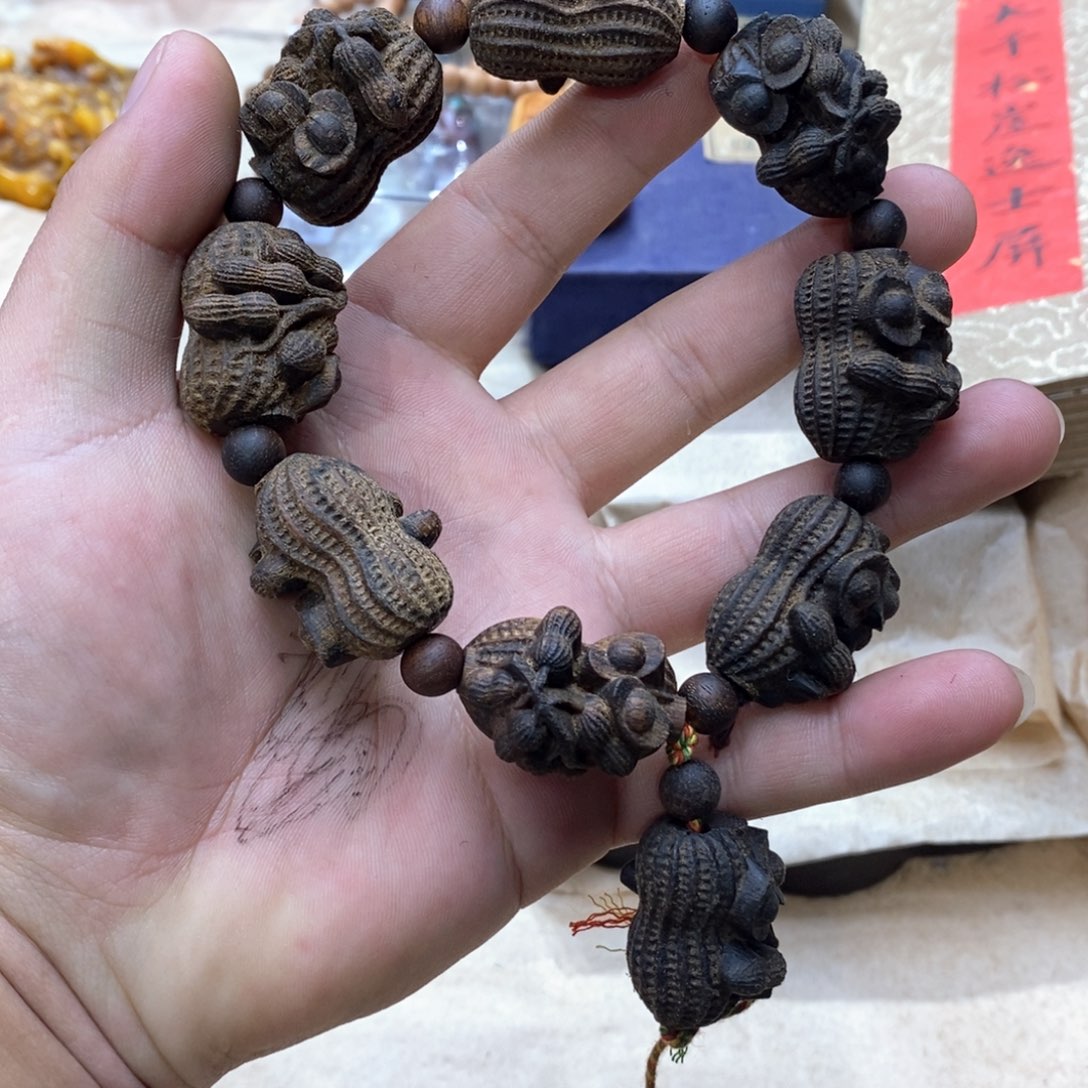 大叶紫檀（黑酸枝木类）
