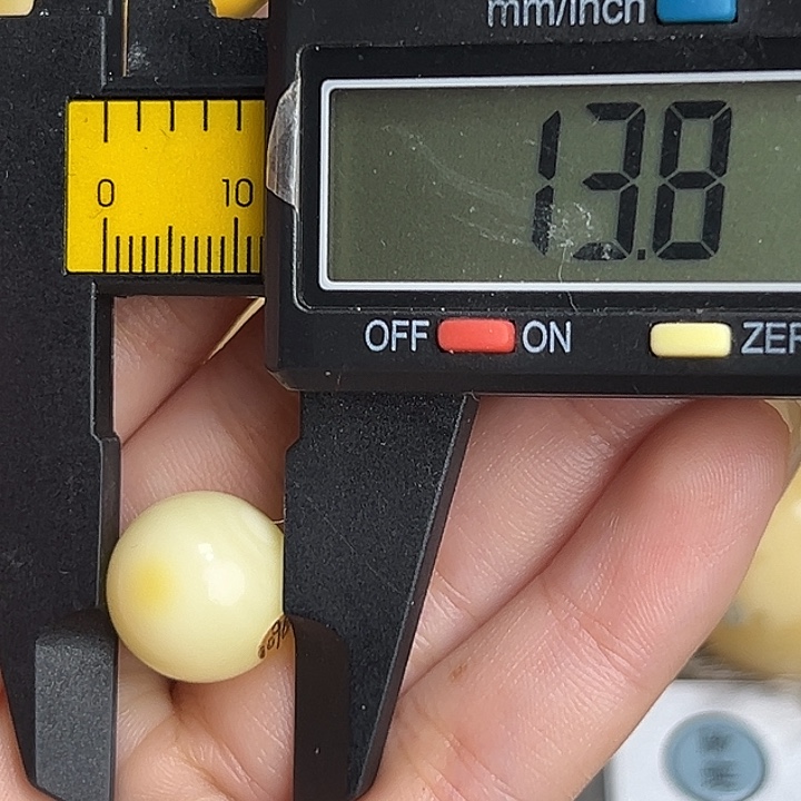 蜜蜡未镶嵌裸石蜜蜡424