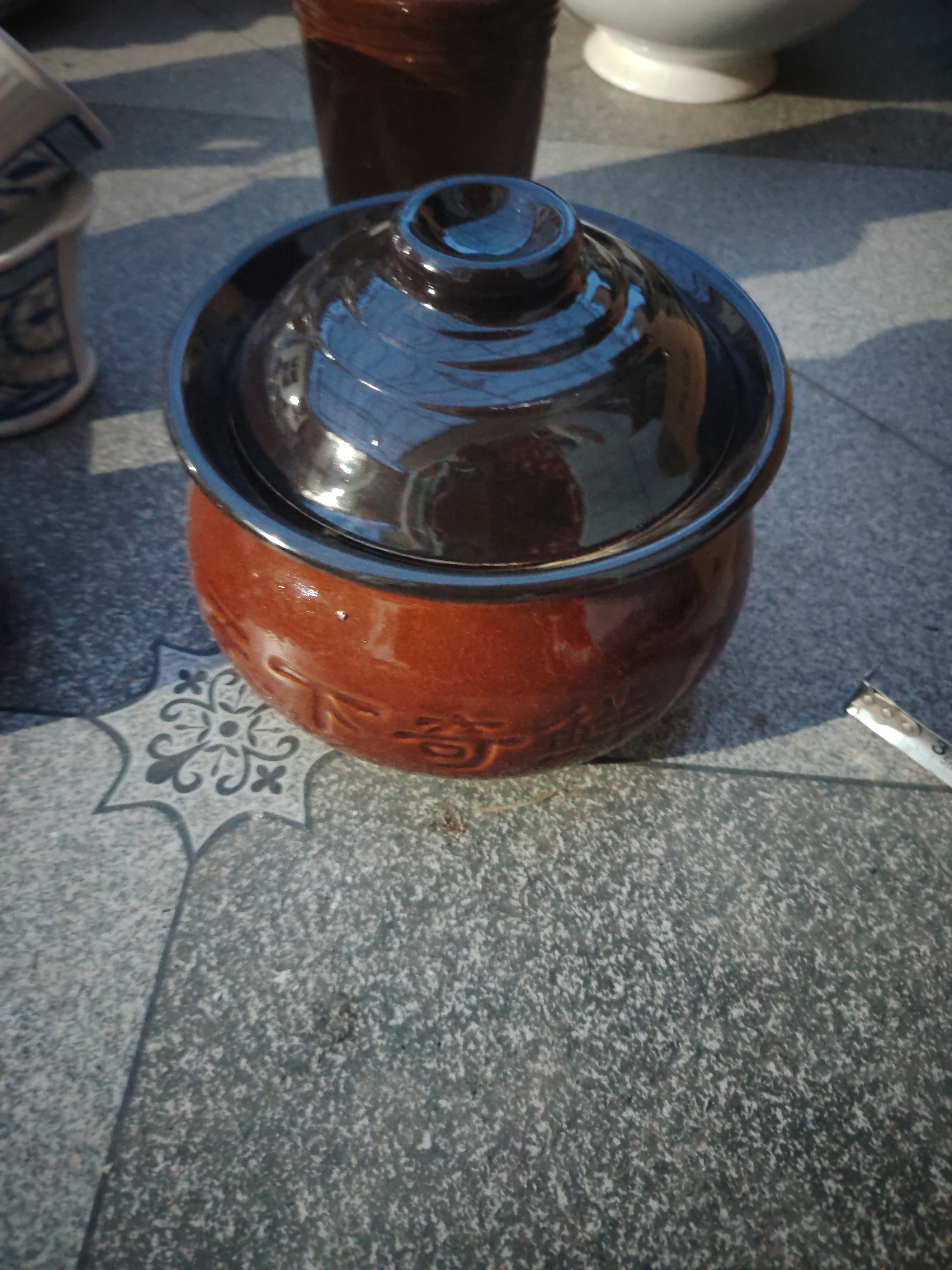 陶瓷盘子碗啥都有