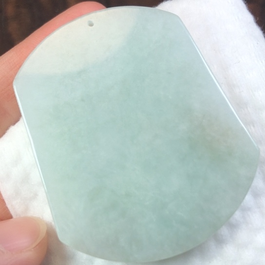 翡翠未镶嵌颈饰缅甸A货，每天下午1点半开播