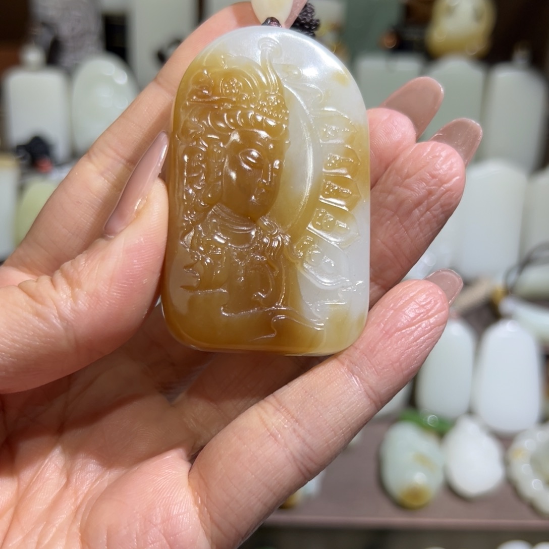 和田玉（糖玉）挂件未镶嵌北*