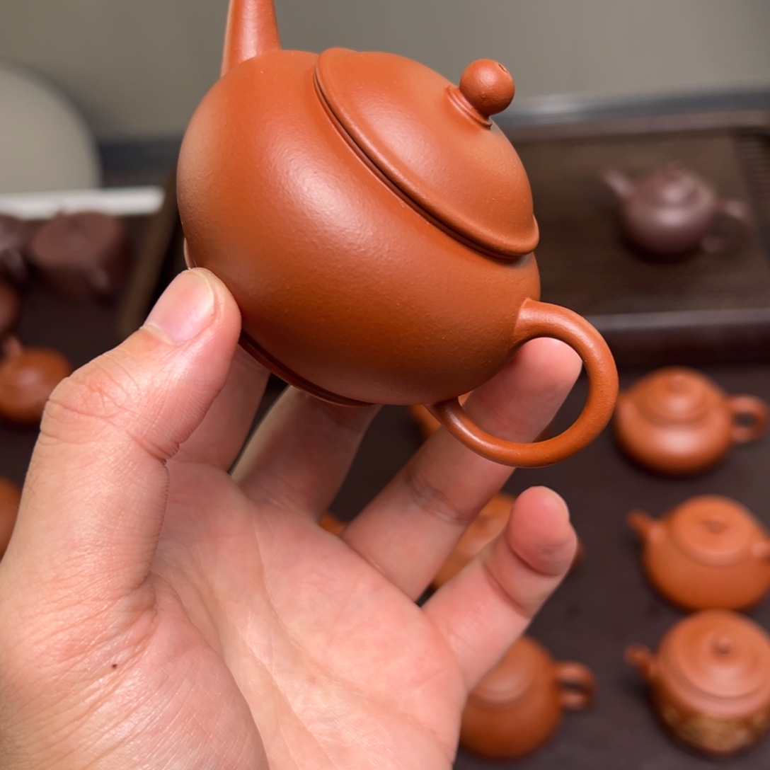 鸿***.茶壶紫砂宜兴紫砂壶的制作