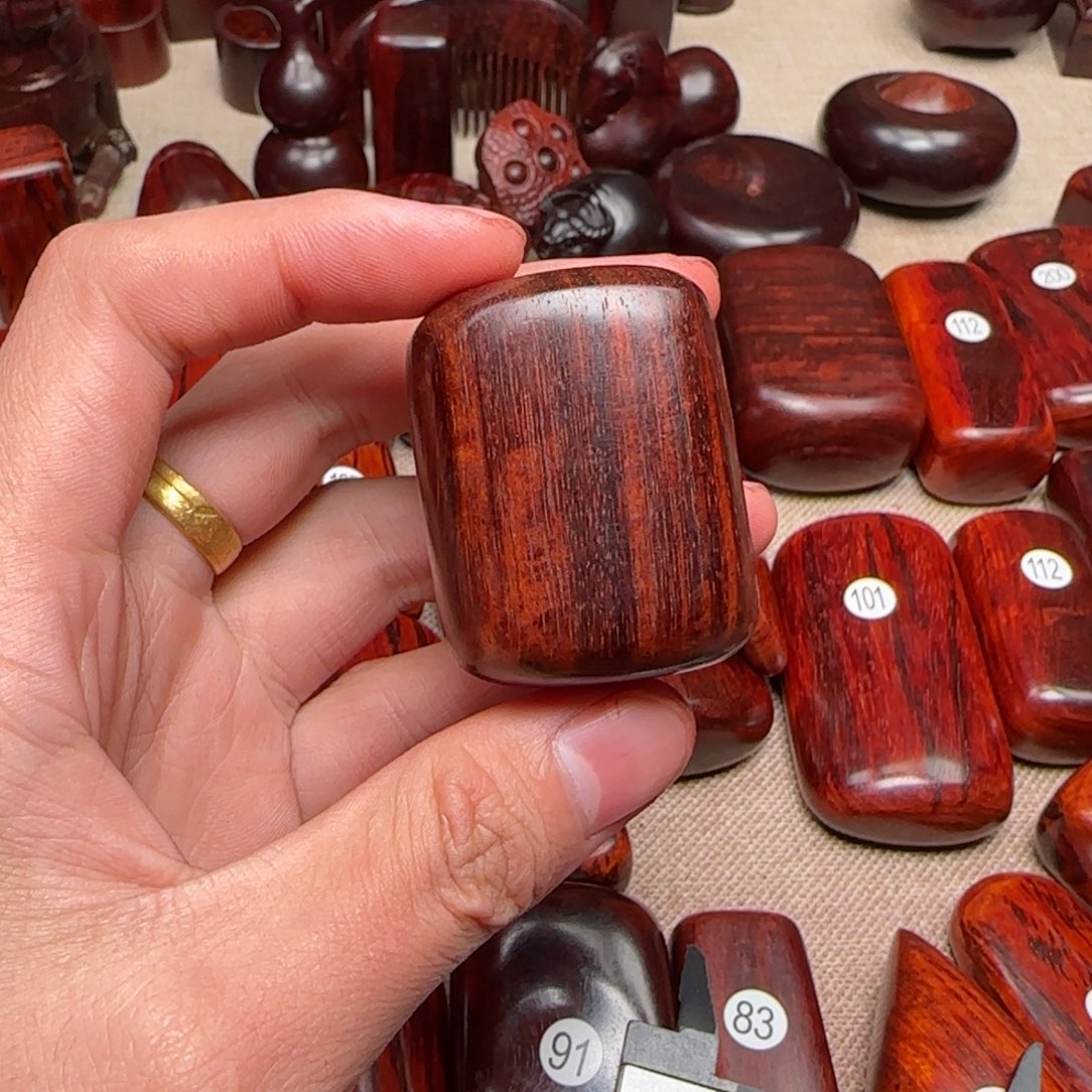 檀香紫檀（小叶紫檀）