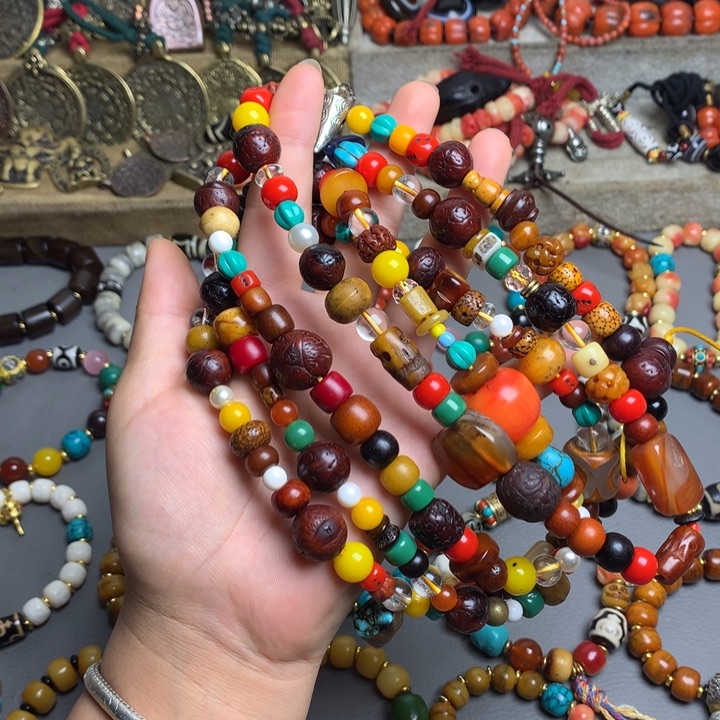 藏地密码藏饰品串