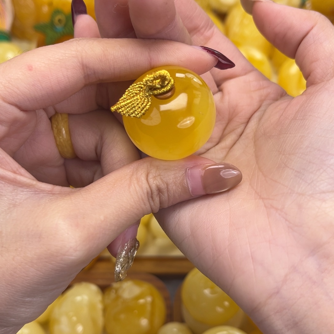 裸石琥珀未镶嵌苹果12g