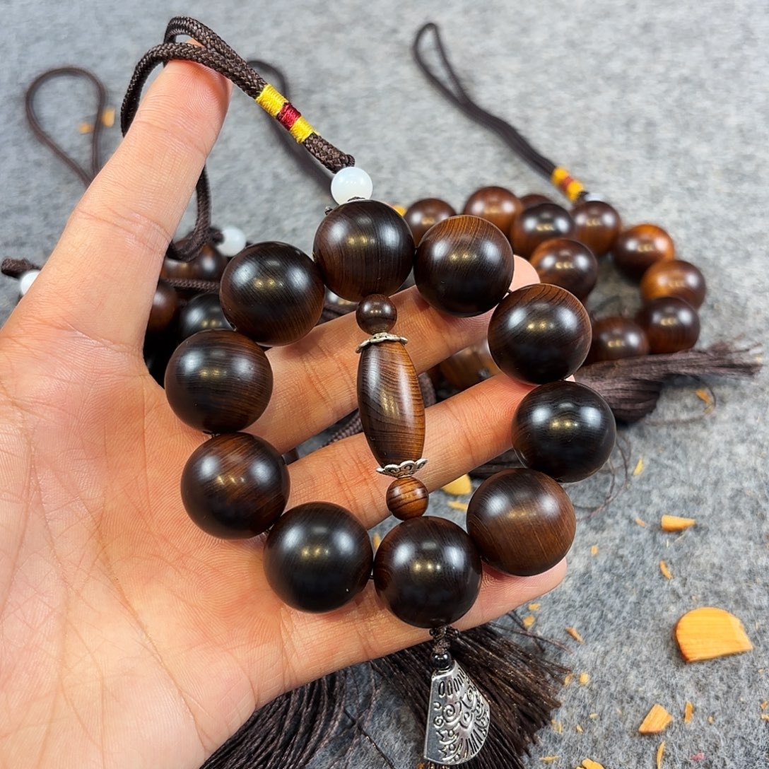 崖柏太行崖柏雷雷全瓷碳化2.0挂件