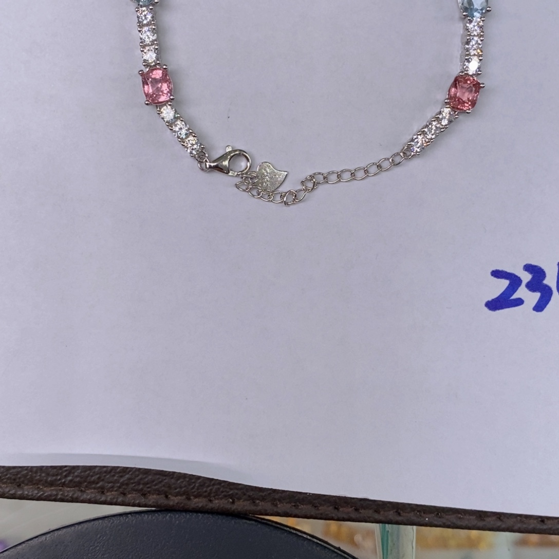 爱***猫手链银S925镶嵌尖晶石