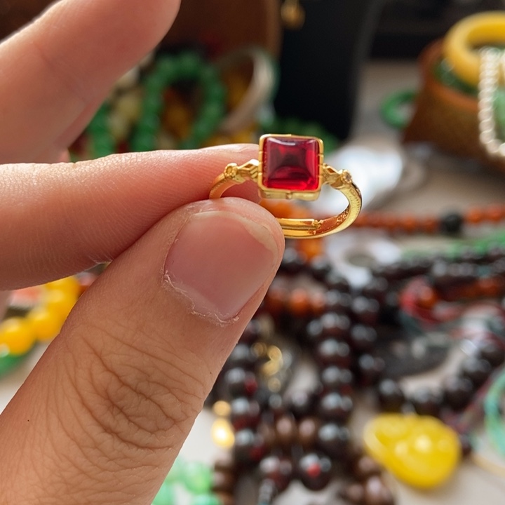 花岗石铁合金锆石铁合金