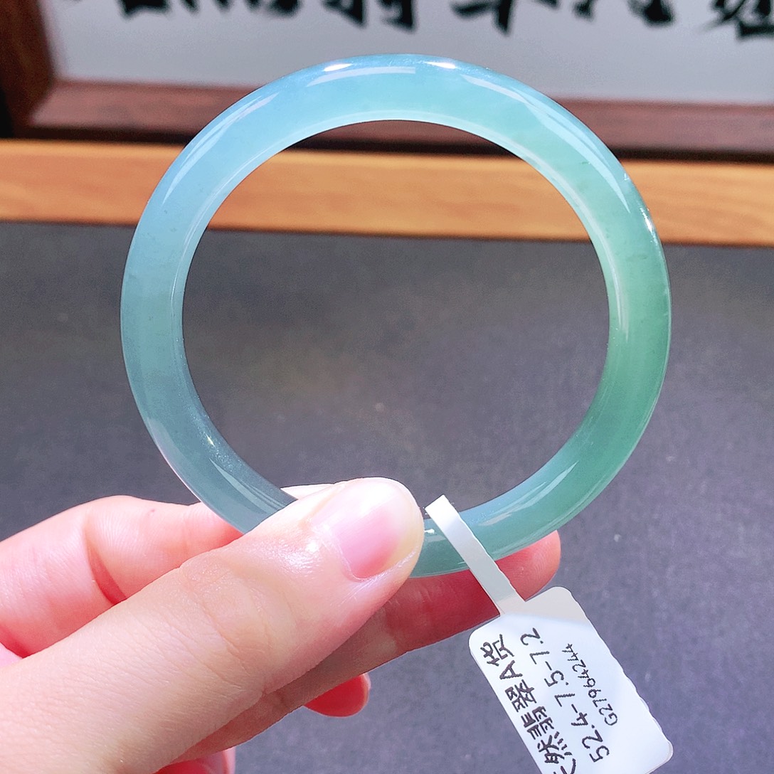 翡翠未镶嵌手镯天然翡翠