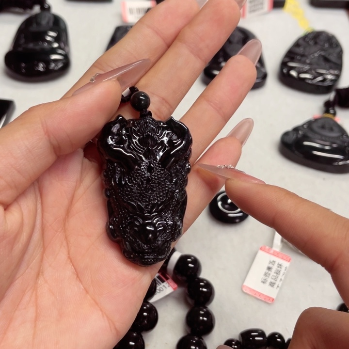 颈饰未镶嵌翡翠零*发