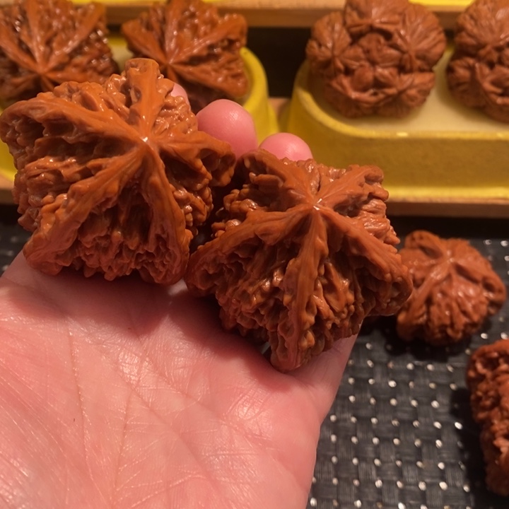 若***影核桃手串/手链核桃