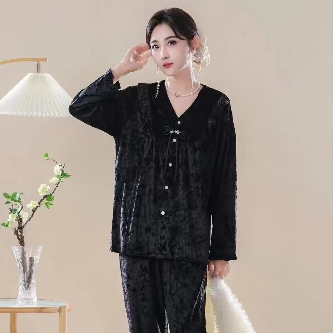 春秋款新款金丝绒加肥加大女士长袖奢华蕾丝蝴蝶烫钻家居服套装