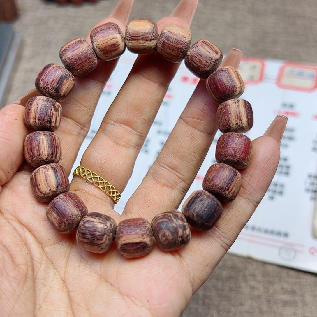 藤类降真香缅甸东枝料白油超一档黄金甲层1.2老型99