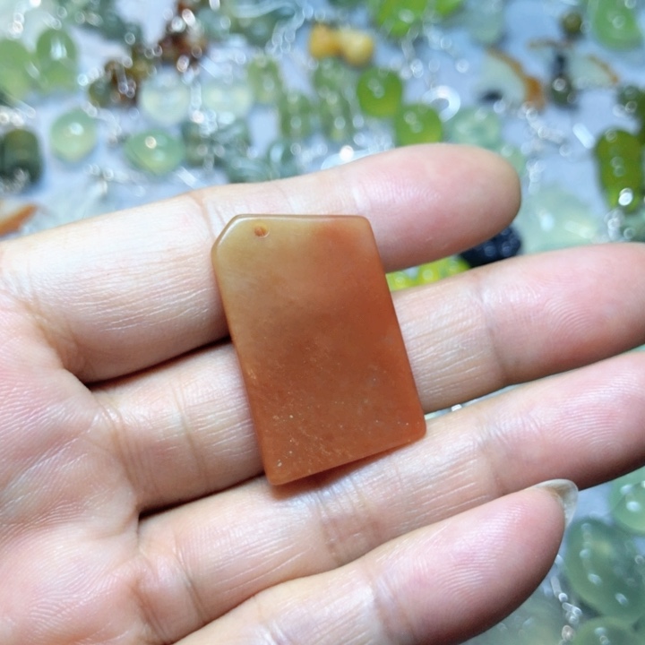 【闪购商品】蛇纹石玉手牌未镶嵌