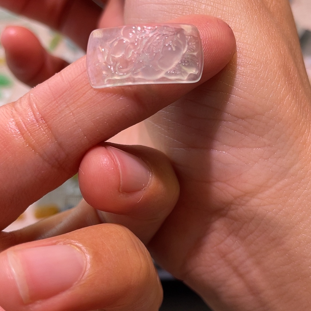 定制翡翠未镶嵌手牌