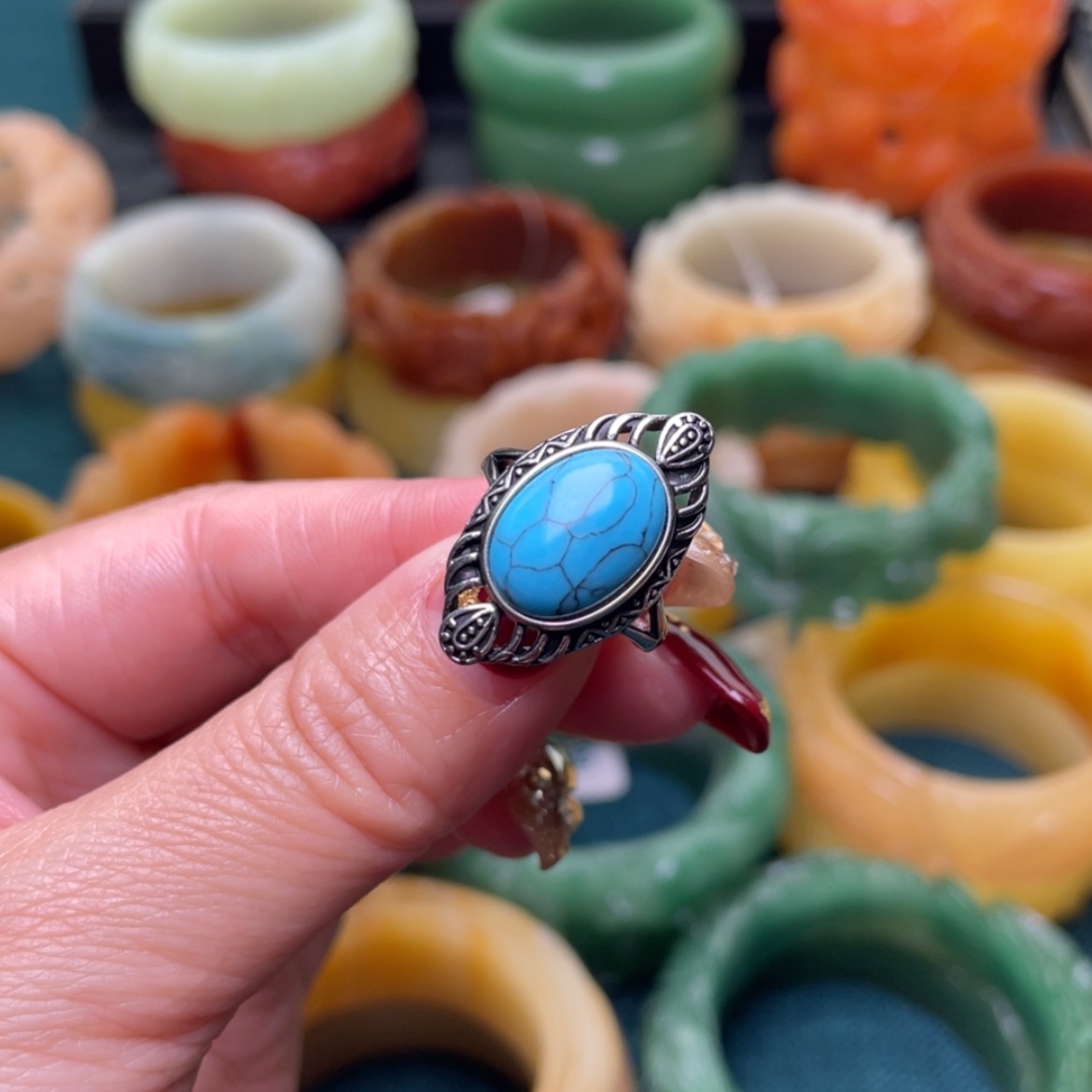 【闪购商品】石英质玉手镯未镶嵌