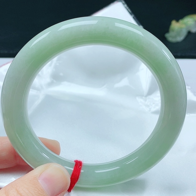 【闪购商品】翡翠手镯未镶嵌天然翡翠手镯