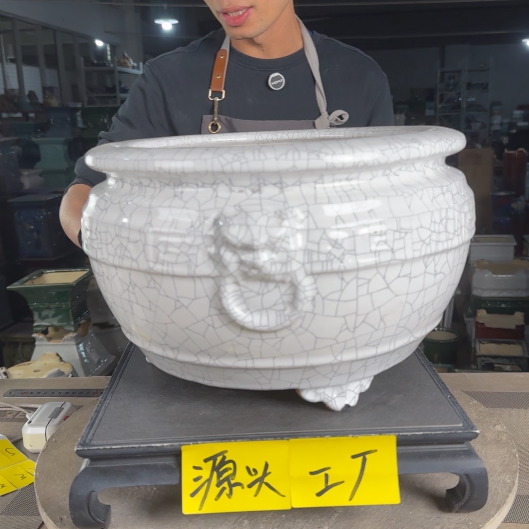 石湾花盆内口26，内深18磕碰微瑕