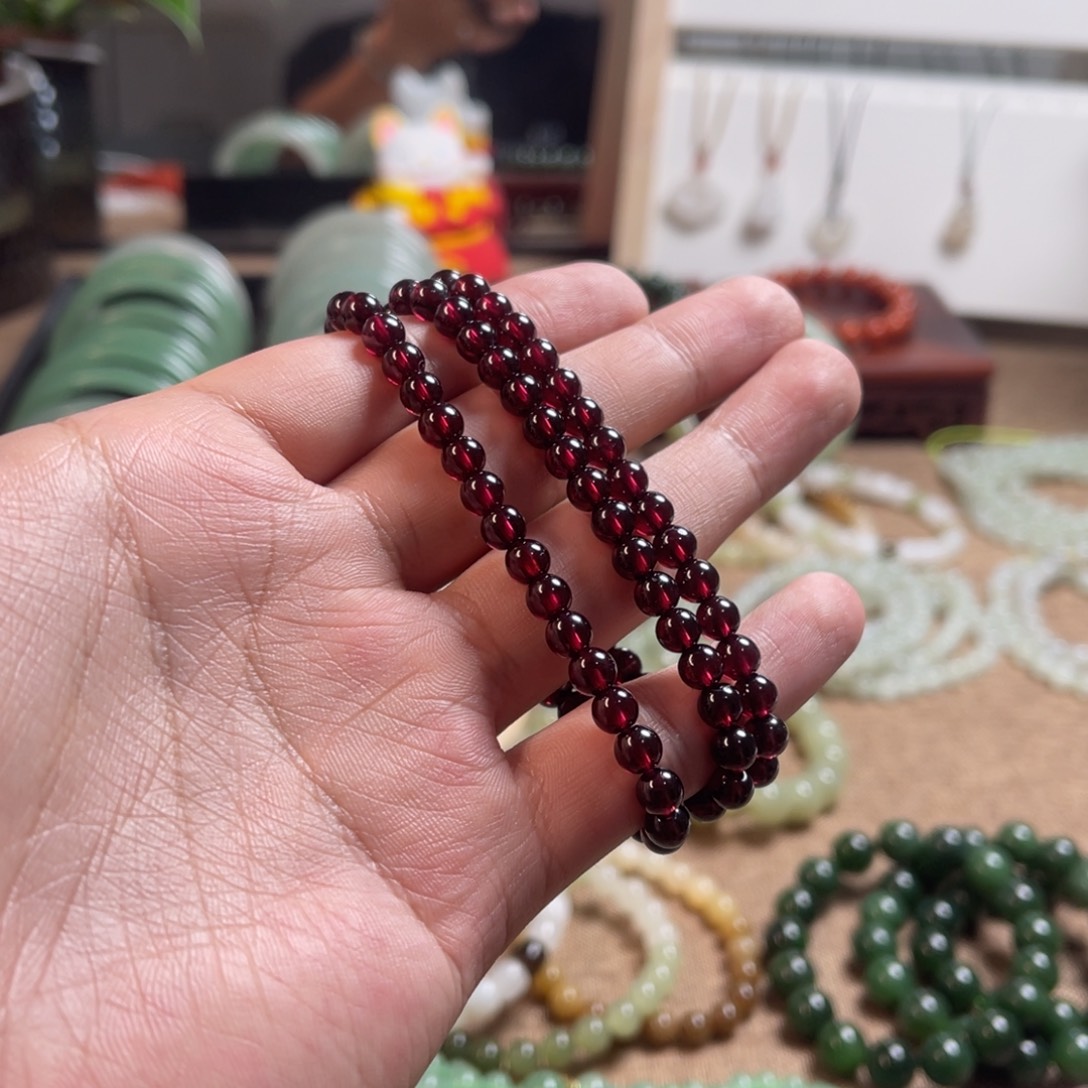 未镶嵌手链石榴石