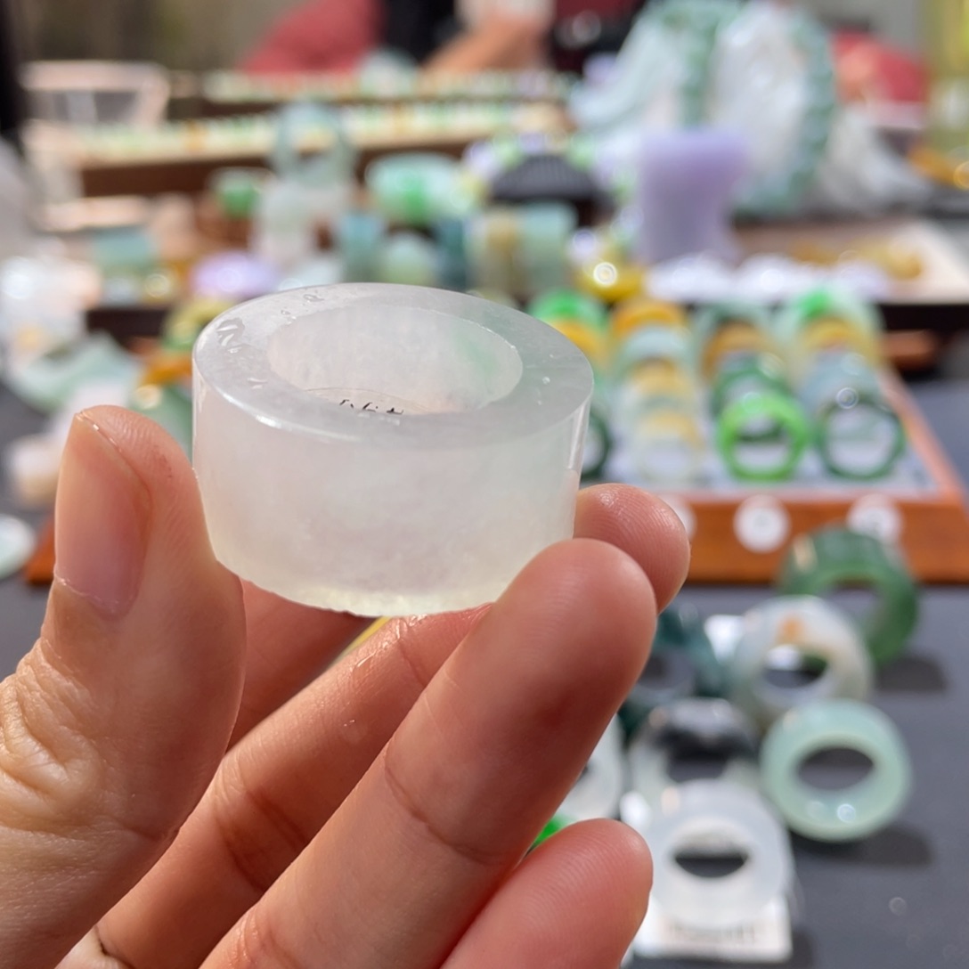 定制翡翠未镶嵌平****龙翡翠