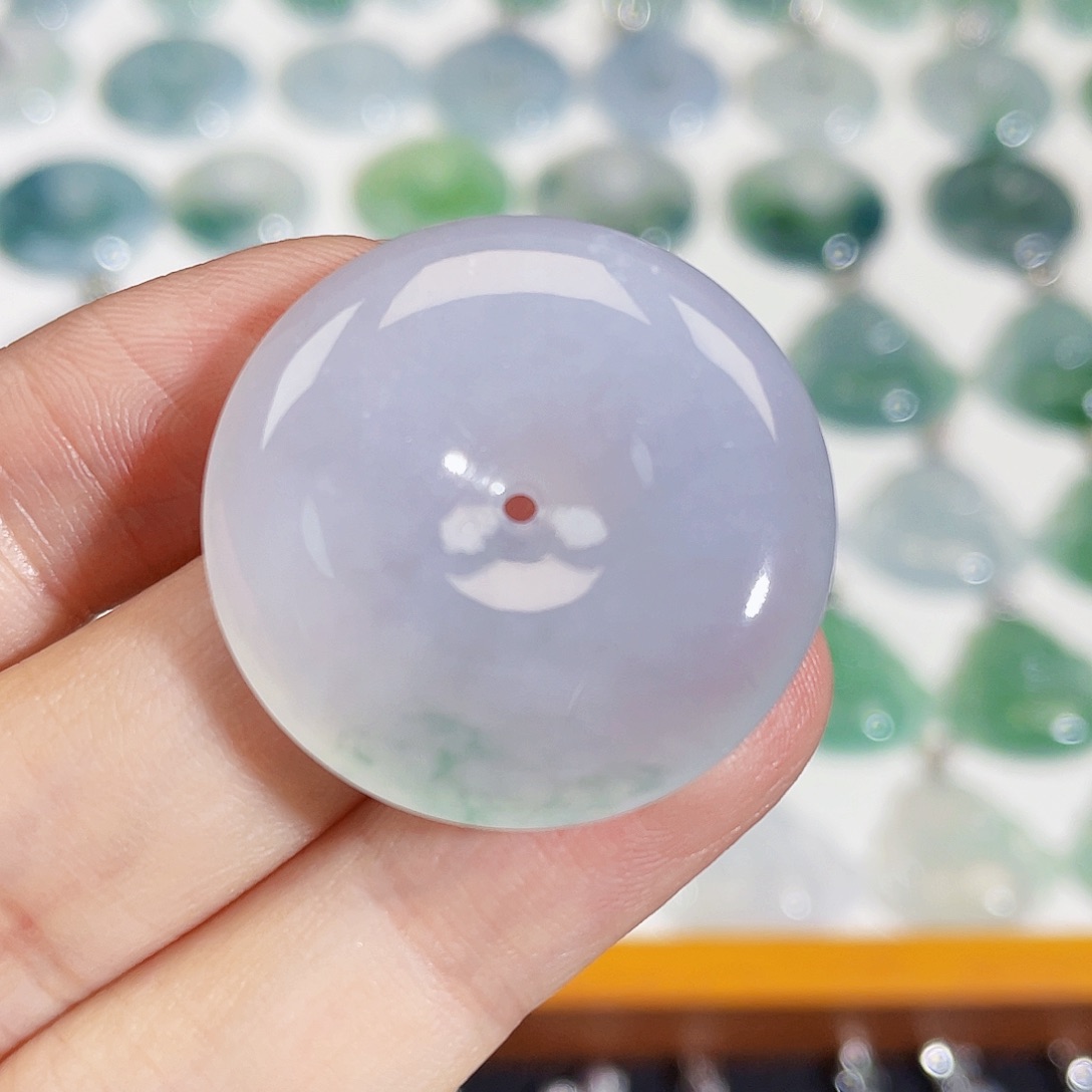 颈饰未镶嵌翡翠吊坠