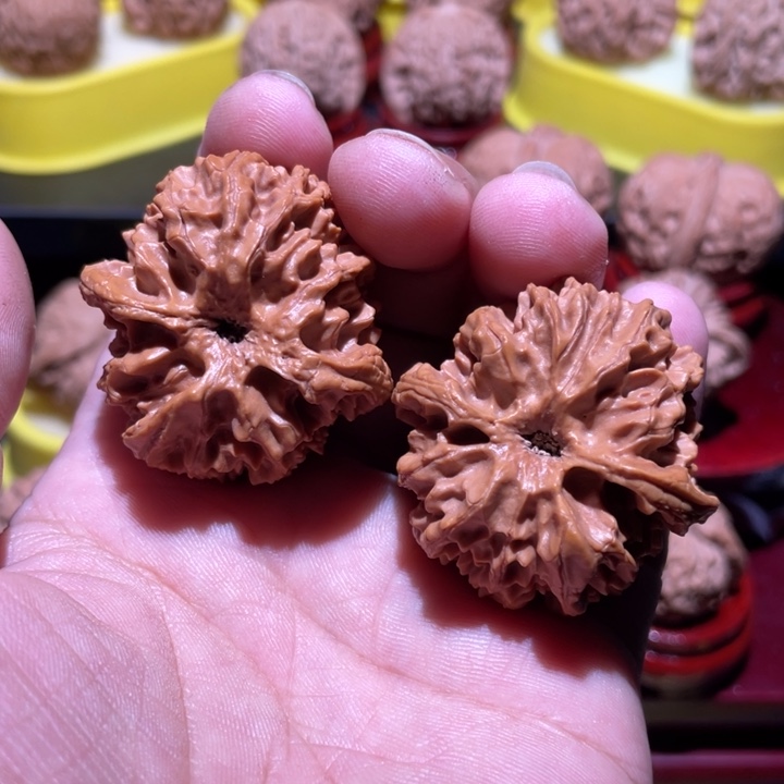桃核吊坠苹果园全品