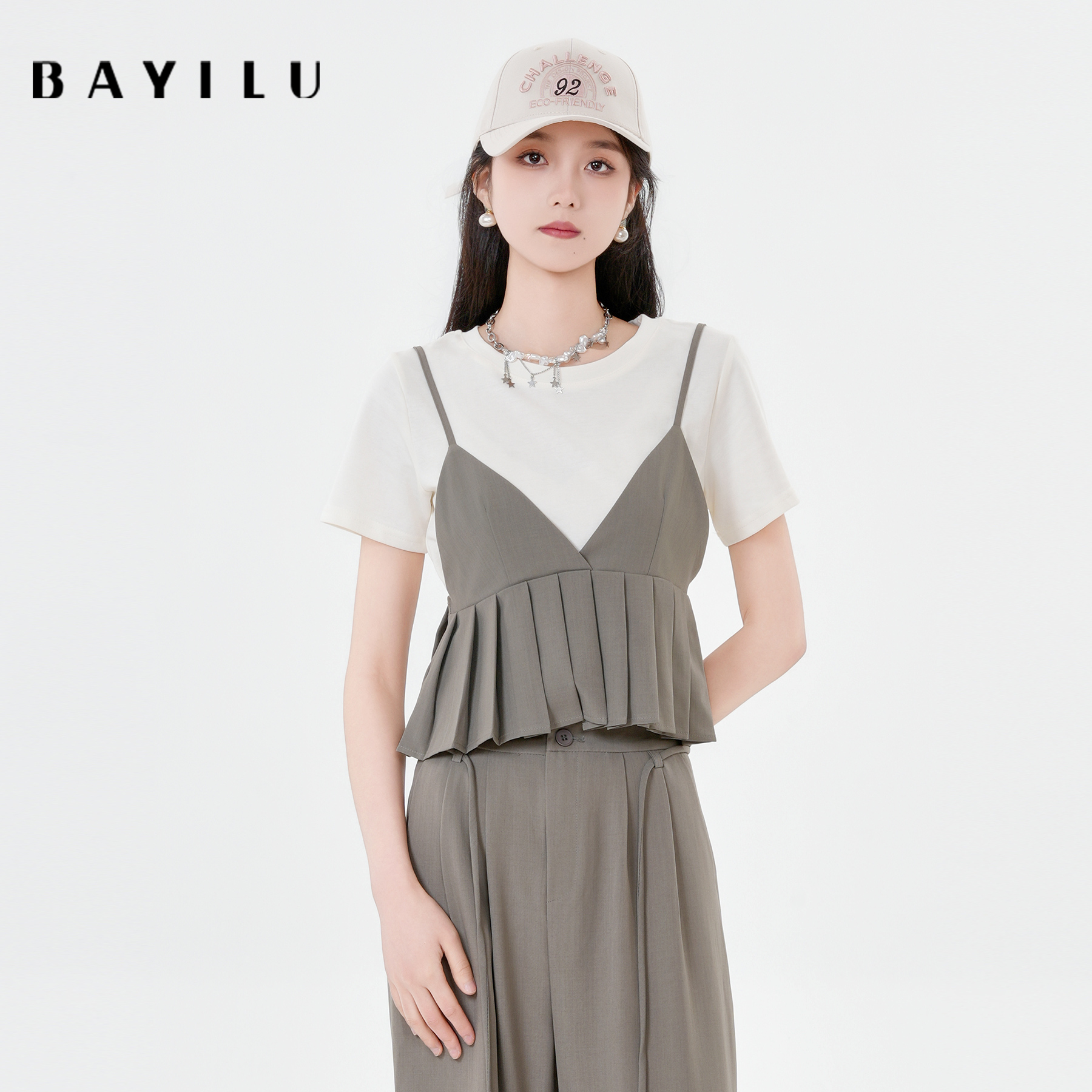 【多金】芭依璐上衣套装T恤外穿吊带马甲搭配86C0756Z