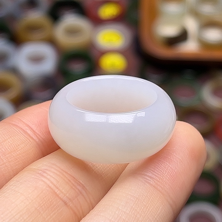 和田玉未镶嵌戒指18.5白玉墩墩