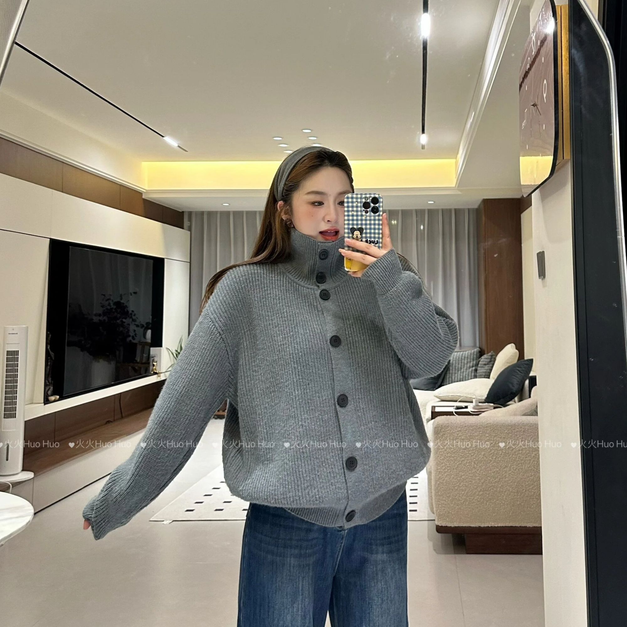 【火火】灰色高领扣子毛衣女秋冬2025新款针织开衫外套穿搭宽松上衣