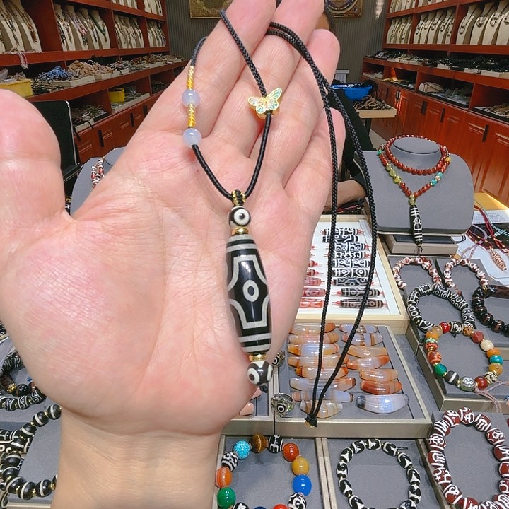 未镶嵌玛瑙/玉髓珠宝奇石