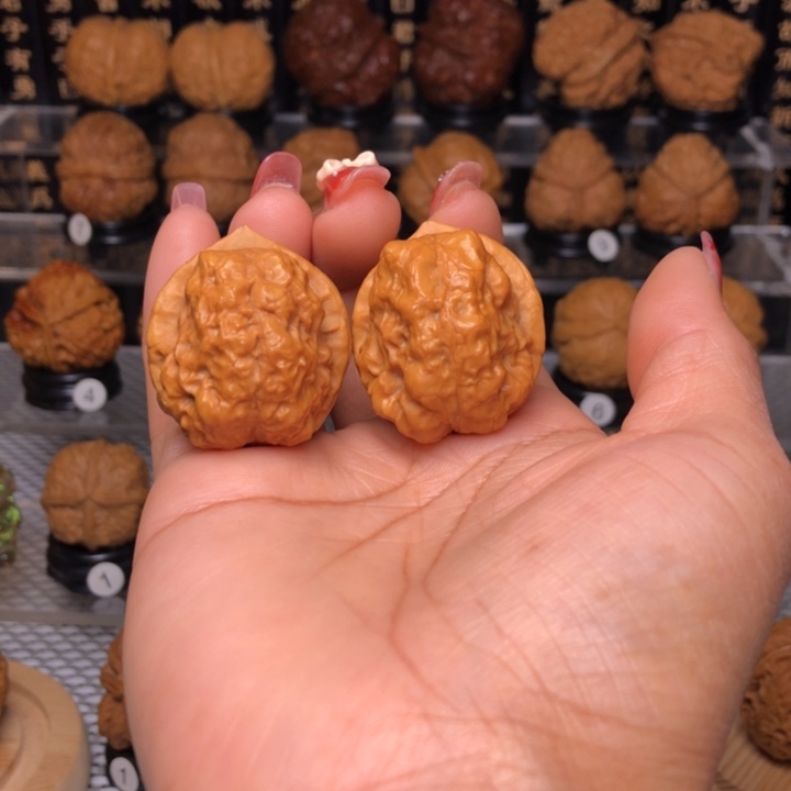 橄榄核吊坠45至尊蟾王